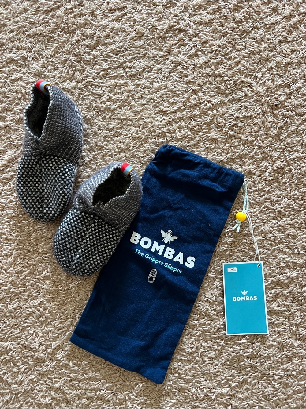 Bombas Kids Gripper Slippers in Charcoal Gray